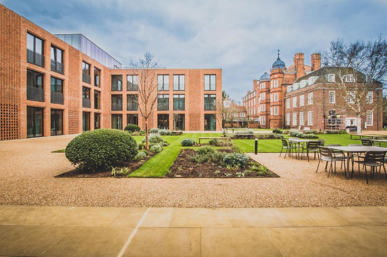 Newnham College - University Of Cambridge מראה חיצוני תמונה